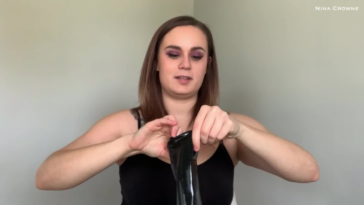 Cover 3 Nina Crowne - How to Put on Latex Opera Gloves - Full HD/MP4