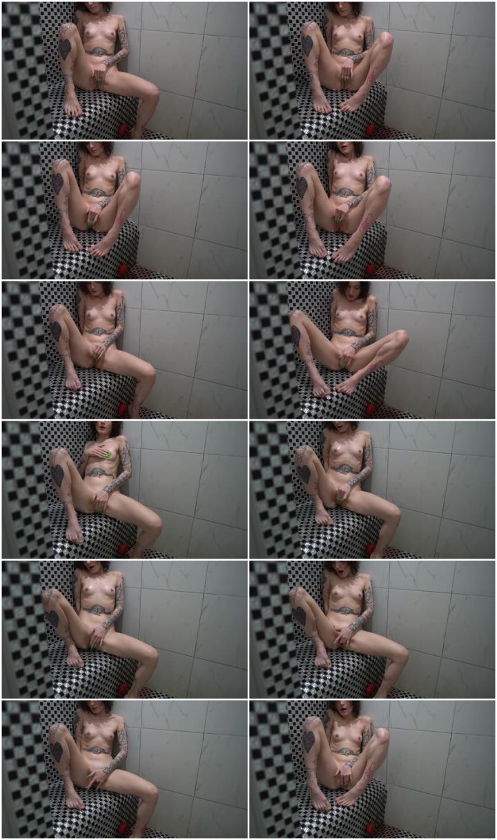 Screenlist kellywow - masturbate in the bath - Full HD/MP4