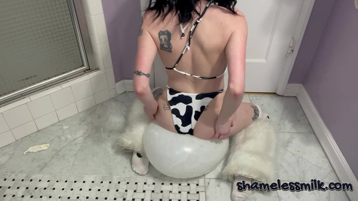 Cover 4 moreshameless - SAVE A HUCOW , RIDE A BALLOON - Full HD/MP4