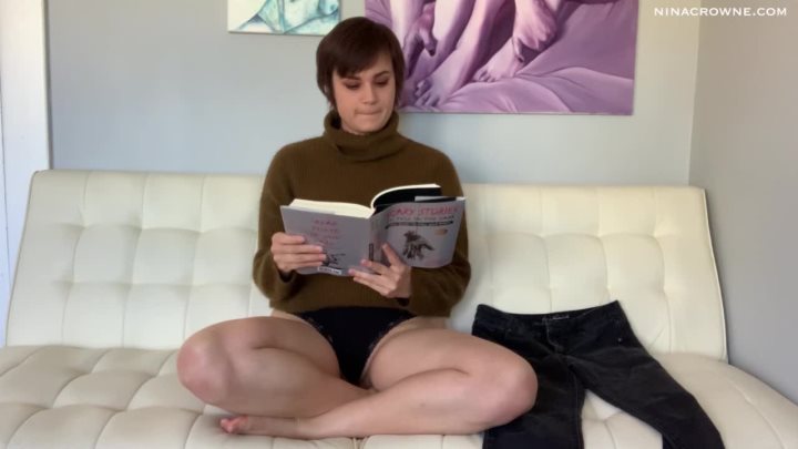 Cover 3 Nina Crowne - Spooky Stories Strip Tease - HD/MP4