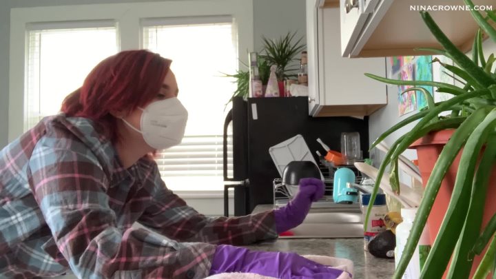 Cover 4 Nina Crowne - Spring Cleaning - Full HD/MP4
