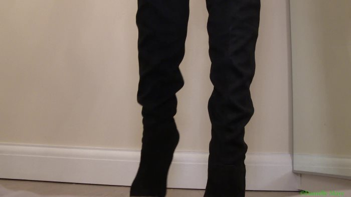 Cover 2 Danielle Maye XXX - Suede Boot Domination - Full HD/WMV
