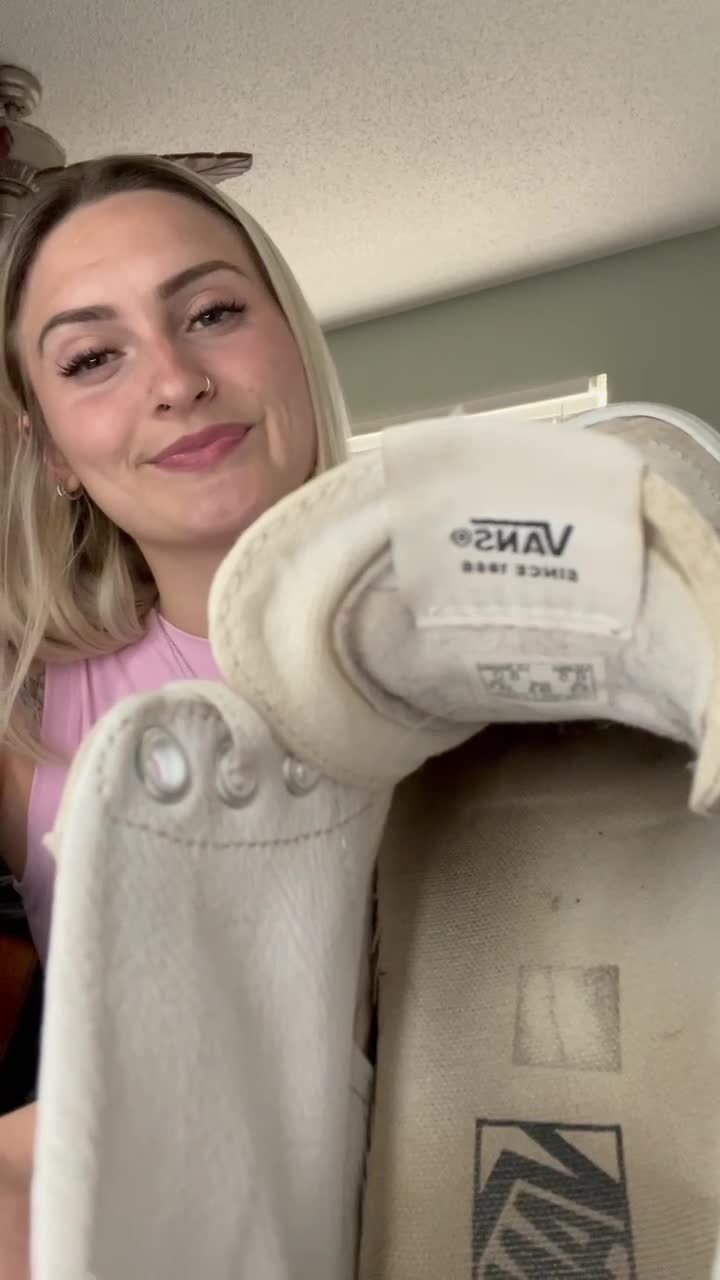 Cover 4 Aligracee0 - Dirty sweaty gym shoe sniffing - SD/MP4