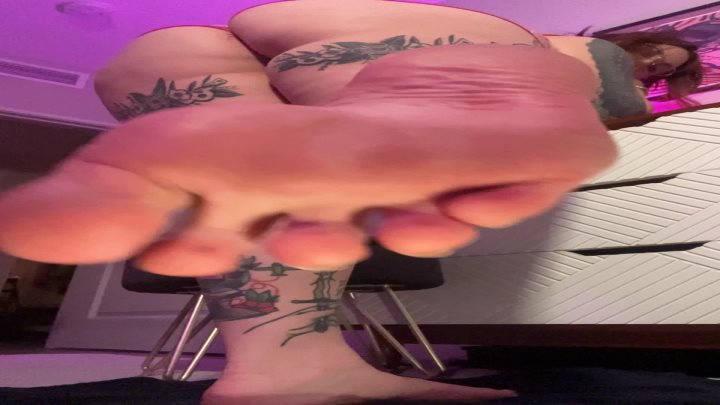 Cover 3 bratafterdark - Financial Foot Freak - Full HD/MP4