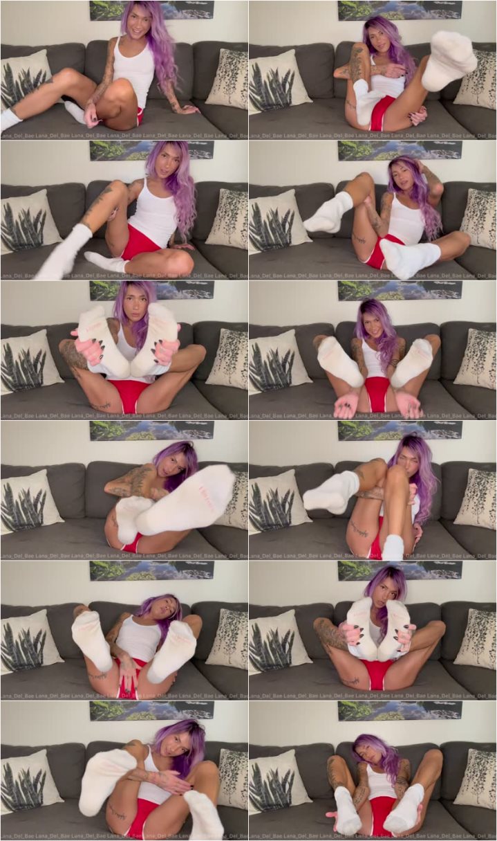 Screenlist Lana_Del_Bae - Your Crush Wants You to Smell Her Socks - HD/MP4