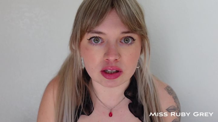 Cover 4 MissRubyGrey - The Gay TOP - Full HD/MP4