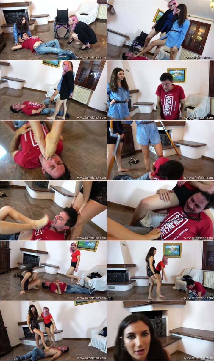 Screenlist umiliazioniitaliane - Lilian, Nadine Humiliating The Disabled ( Full Versione ) - Lilian, Nadine e Il Disabile Umiliato ( Versione Integrale ) - Full HD/MP4