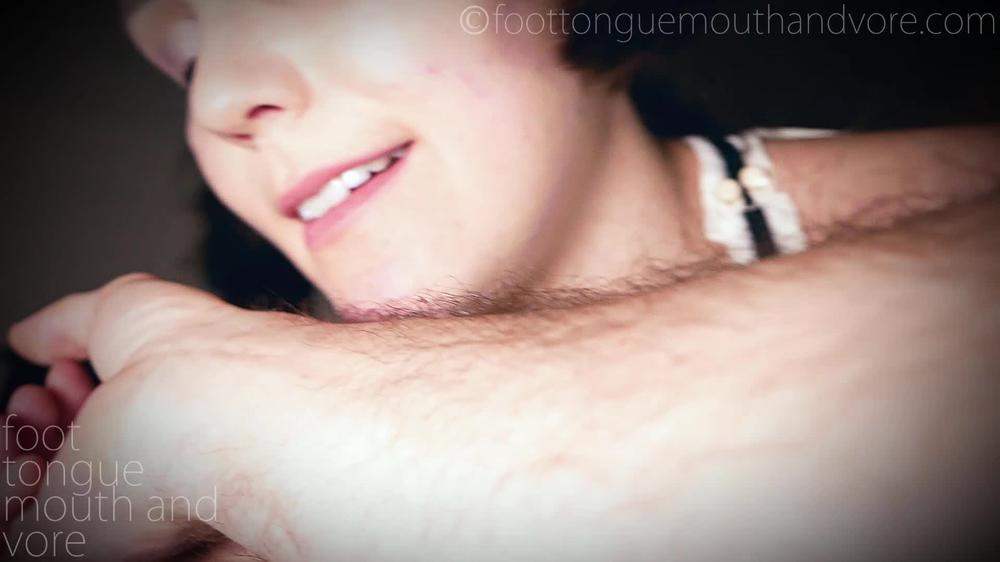 The Girl Who Loves Biting (Female To Male Hard Arm, Hand & Fingers Biting With Clear Bite Marks) - Foot Tongue Mouth and Vore - FullHD/MP4